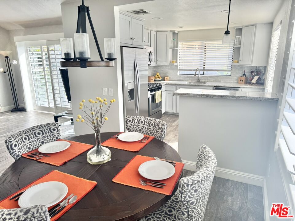 Image 10 for 74805   San Cristoval Cir