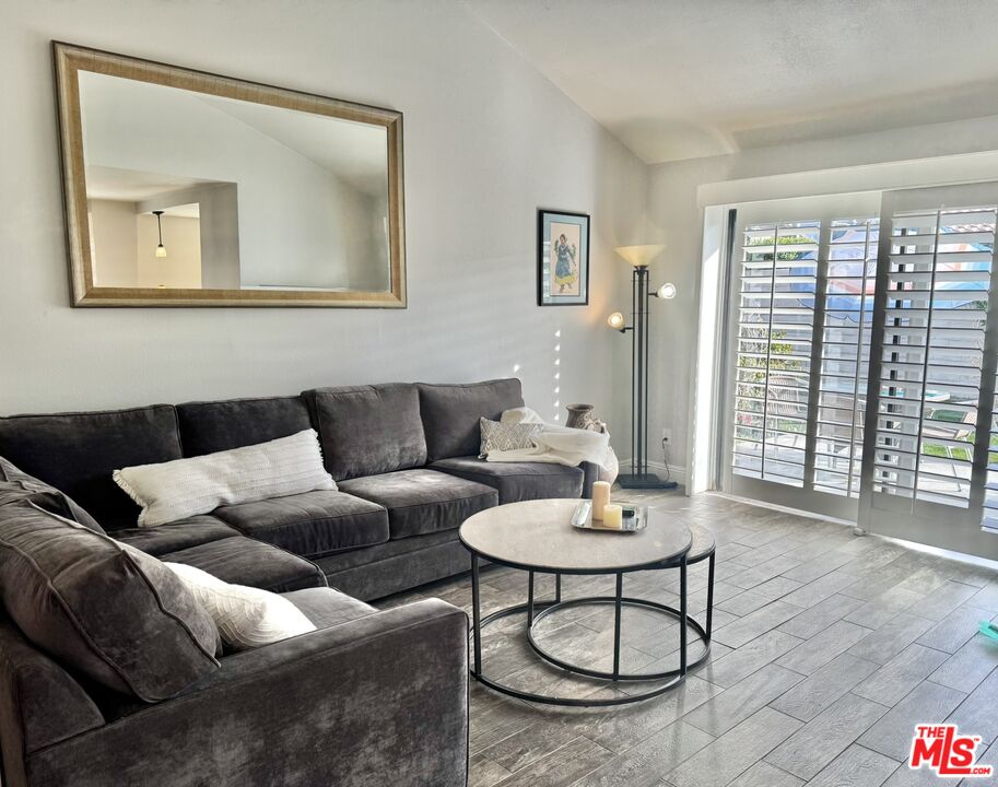 Image 5 for 74805   San Cristoval Cir