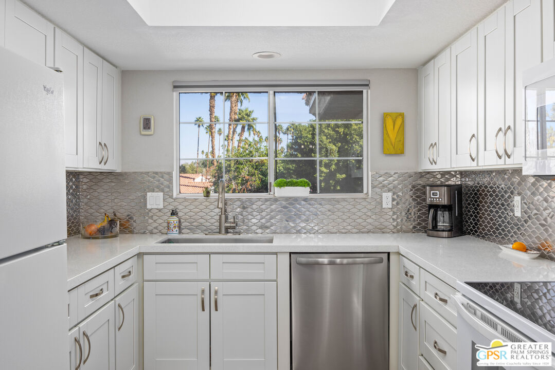 Image 8 for 2701 Mesquite Ave #I196