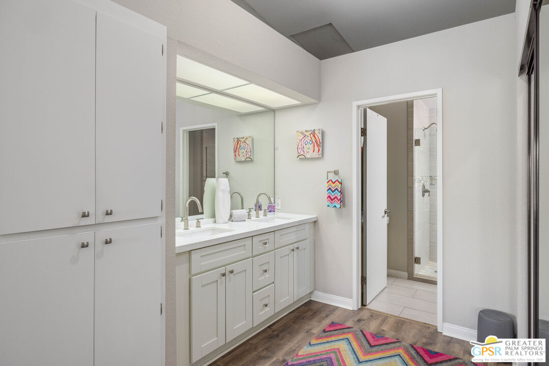 Image 18 for 2701 Mesquite Ave #I196
