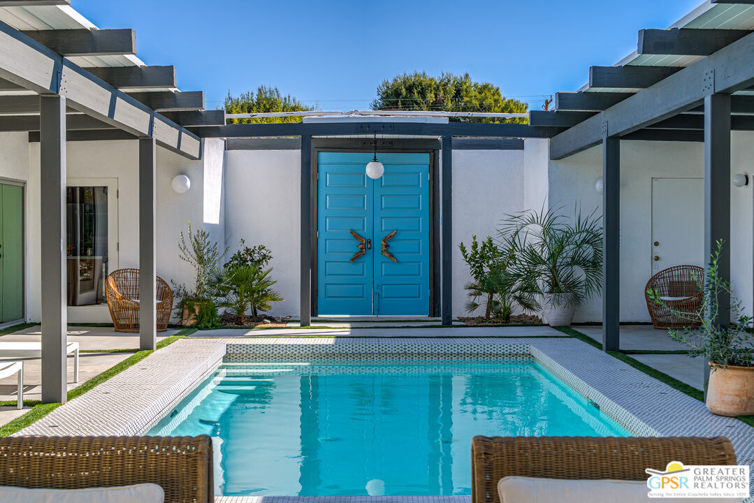 Image Number 1 for 343 N Orchid Tree Ln in Palm Springs