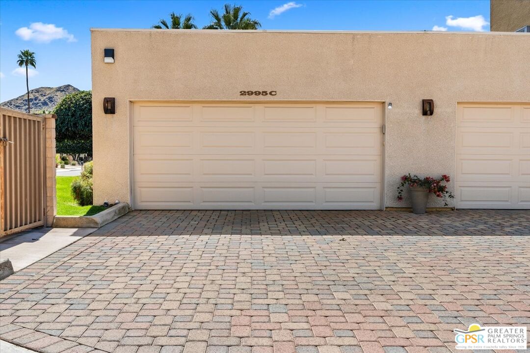 Image 31 for 2995 Avery Dr #C