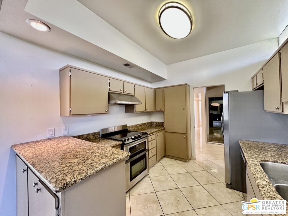 Image 4 for 138 Eastlake Dr