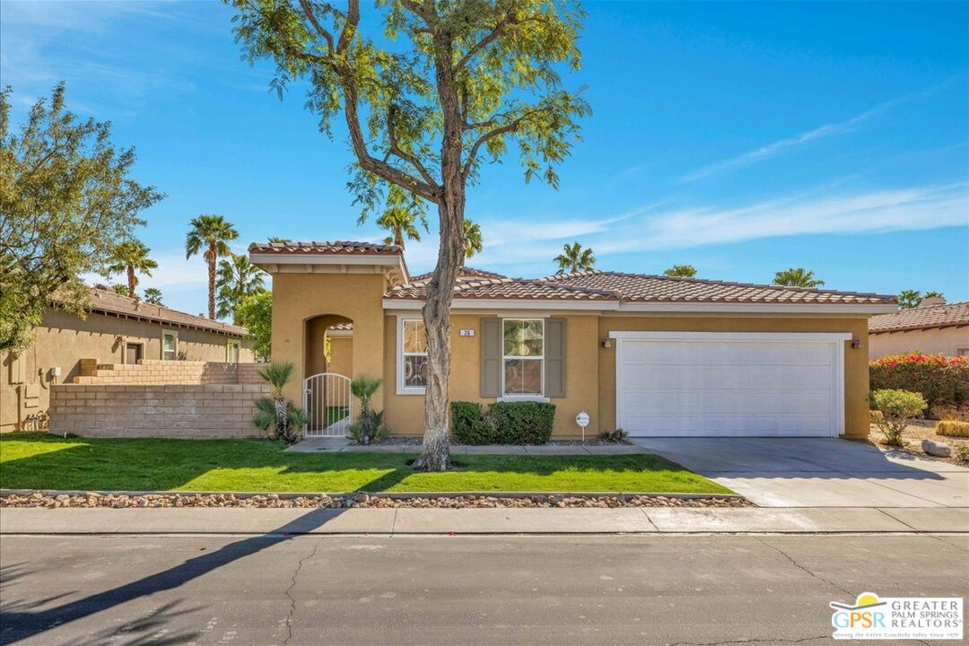 Image Number 1 for 26   Shoreline Dr in Rancho Mirage