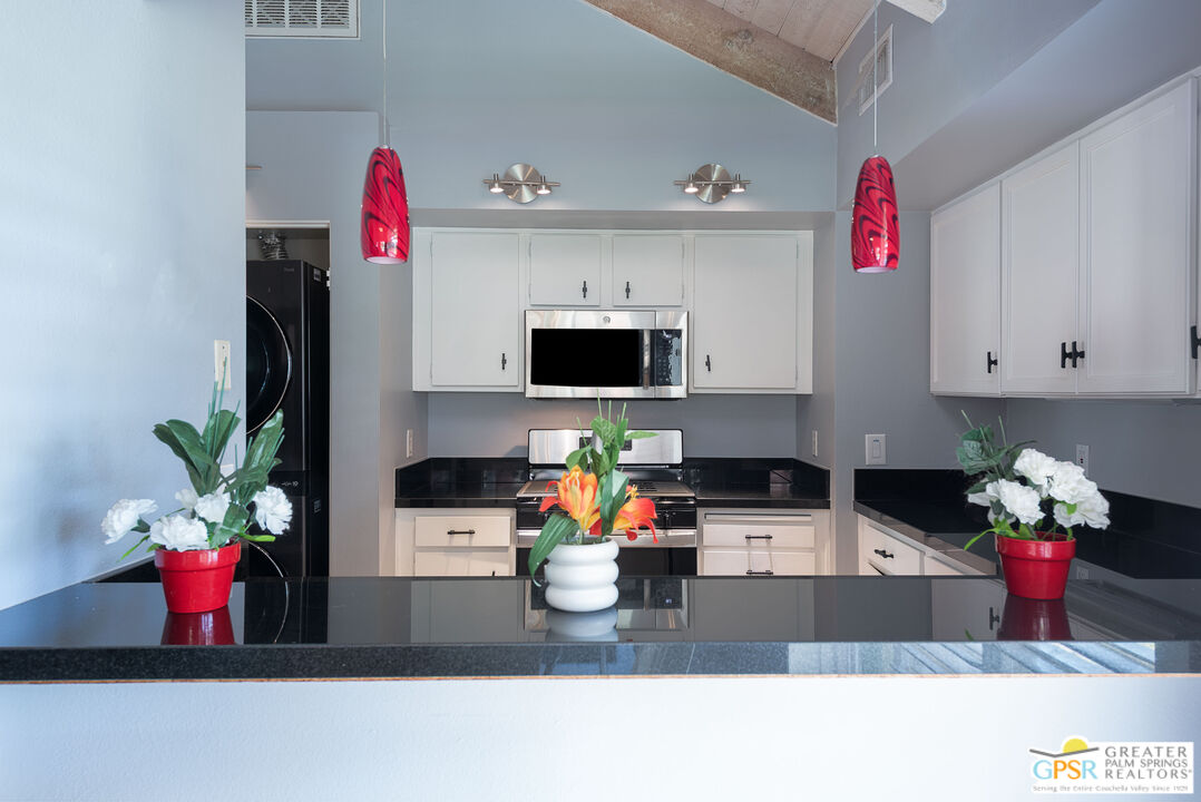Image 10 for 422   Forest Hills Dr