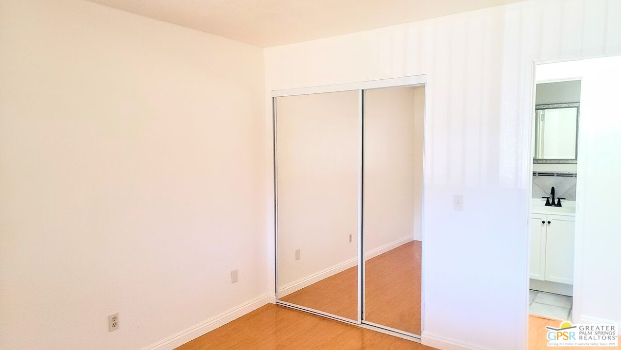 Image 6 for 2875 Los Felices Rd #116