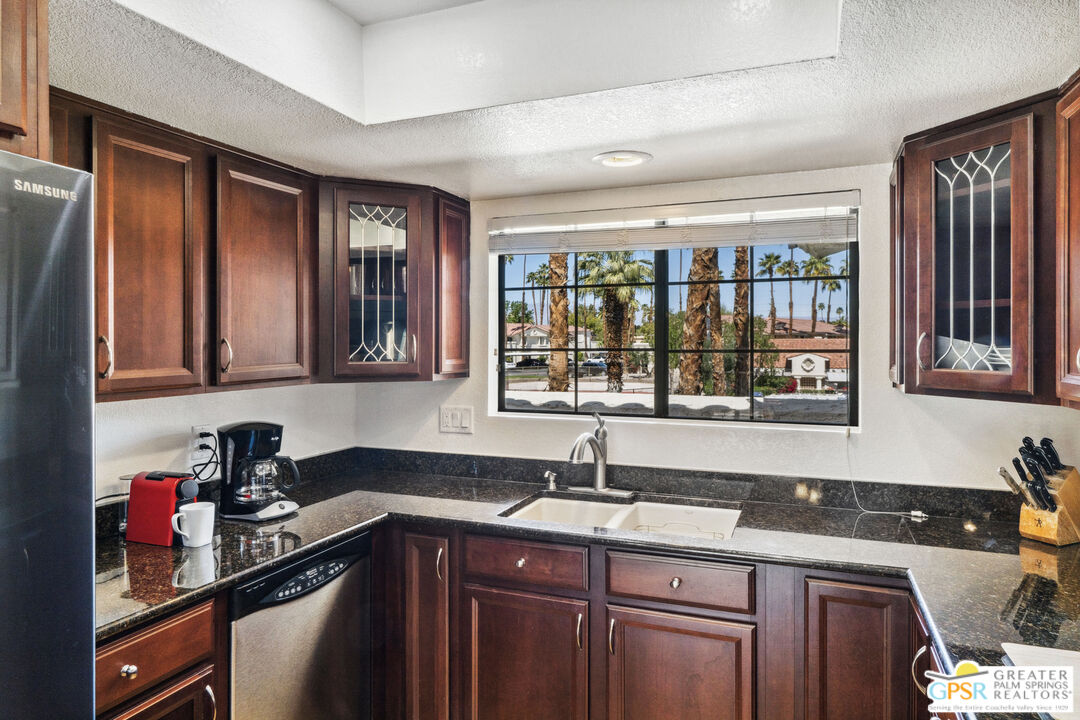Image 10 for 500 Farrell Dr #E36