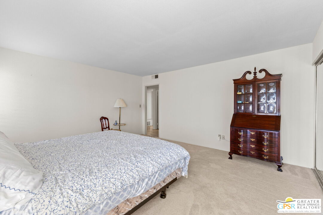 Image 37 for 1168   Holly Oak Cir