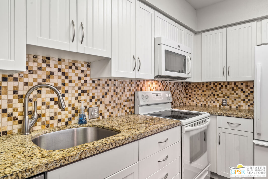 Image 16 for 2530 Whitewater Club Dr #D