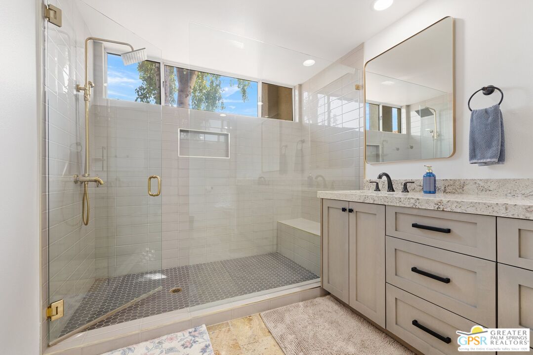 Image 21 for 22  Pebble Beach Dr