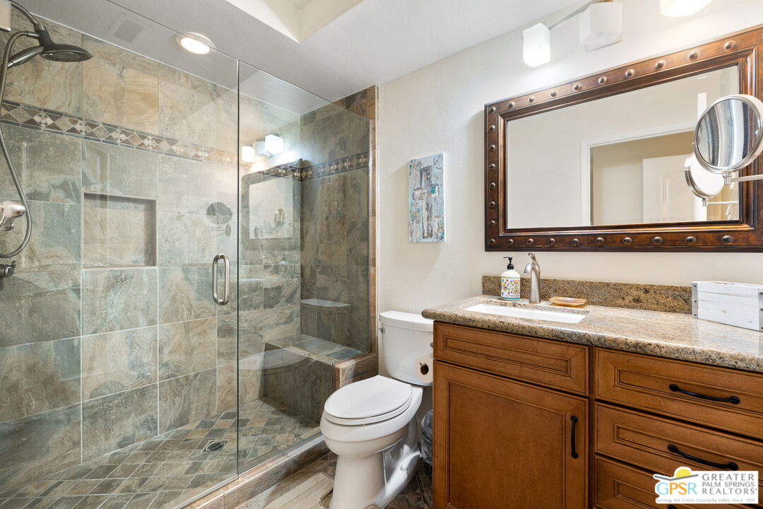 Image 12 for 237 E Vista Royale Cir