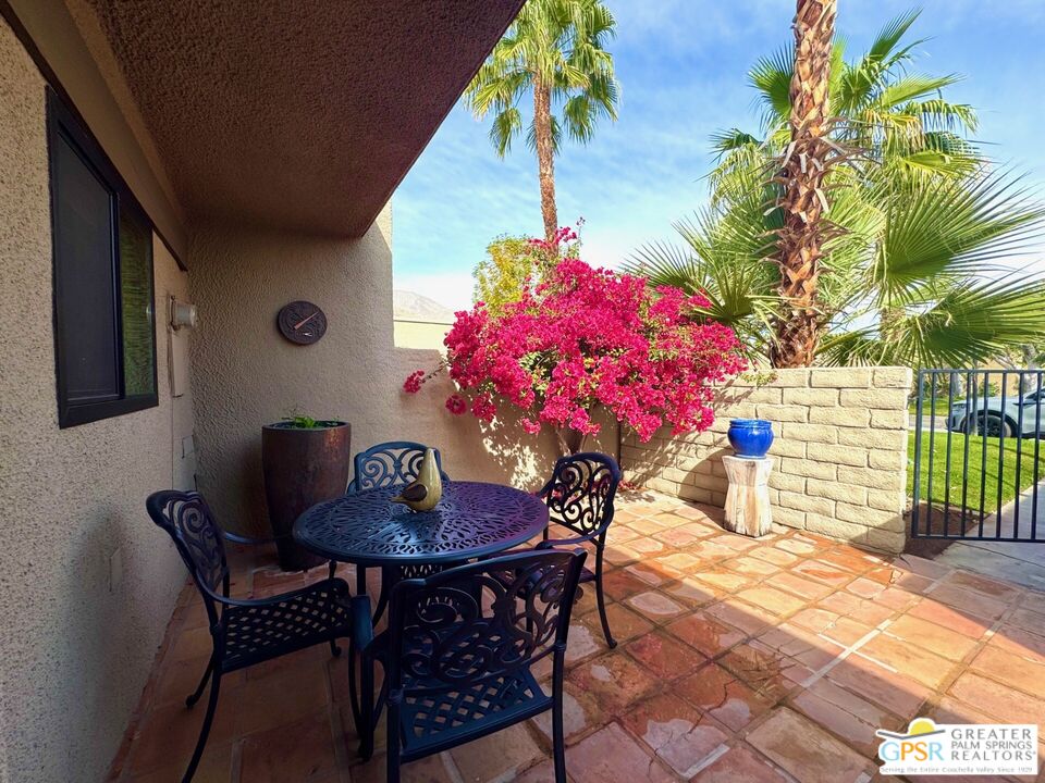Image 12 for 1125   Tiffany Cir