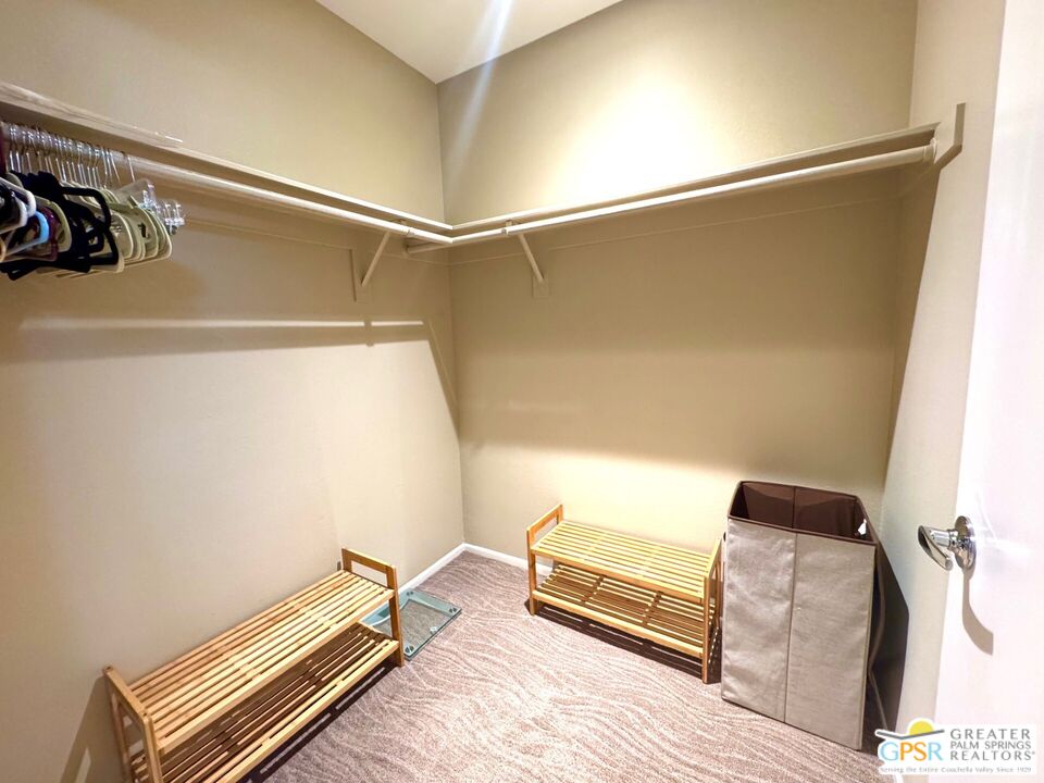 Image 4 for 1125   Tiffany Cir