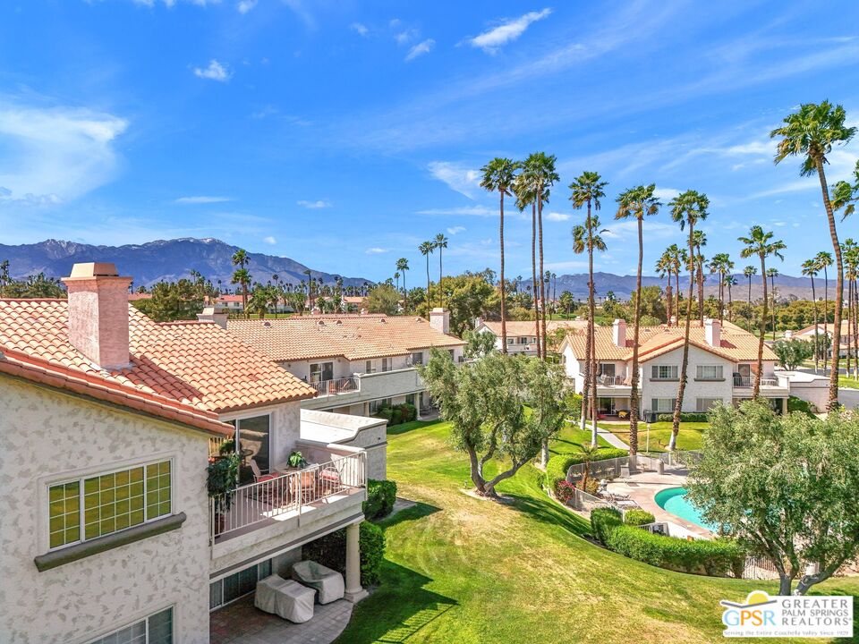 Image 6 for 304 Desert Falls Dr