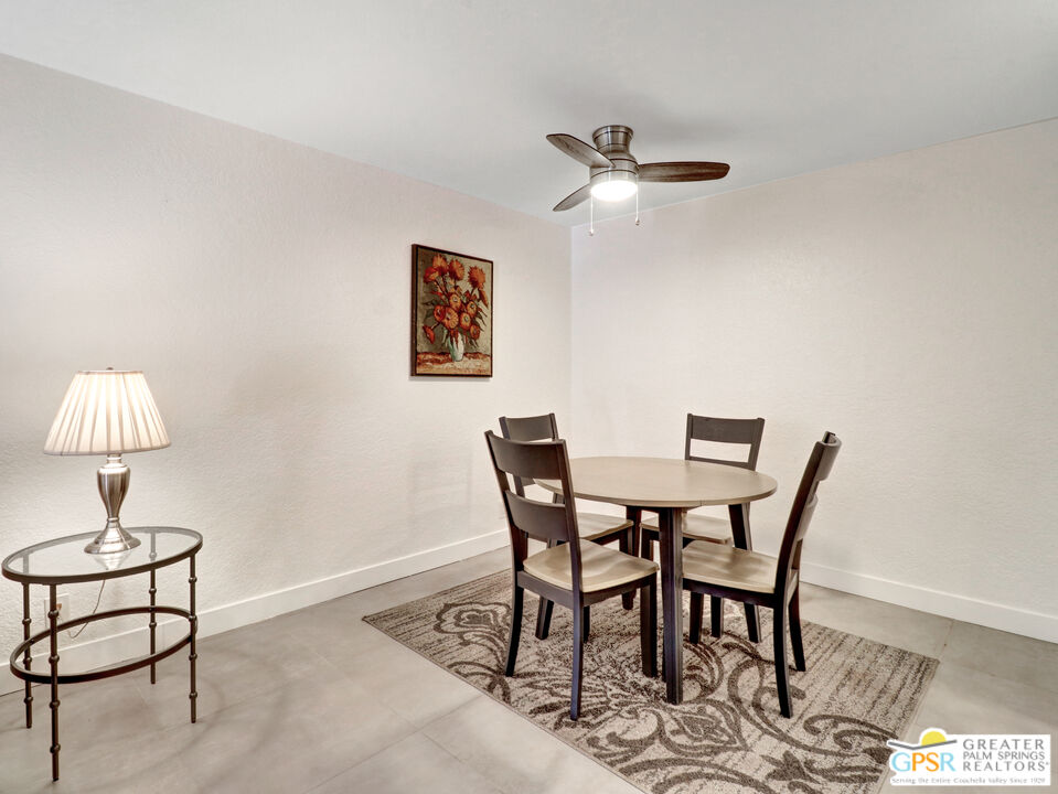 Image 9 for 2825 Los Felices Rd #108