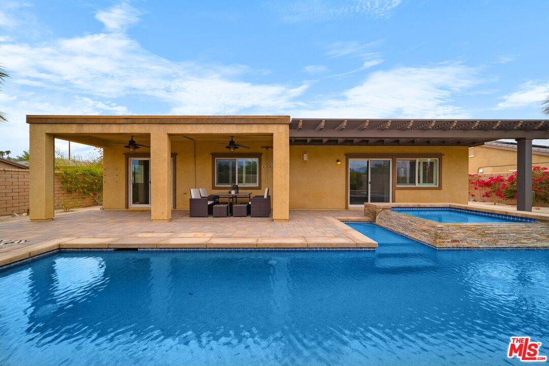Image Number 1 for 73992   Van Gogh Dr in Palm Desert