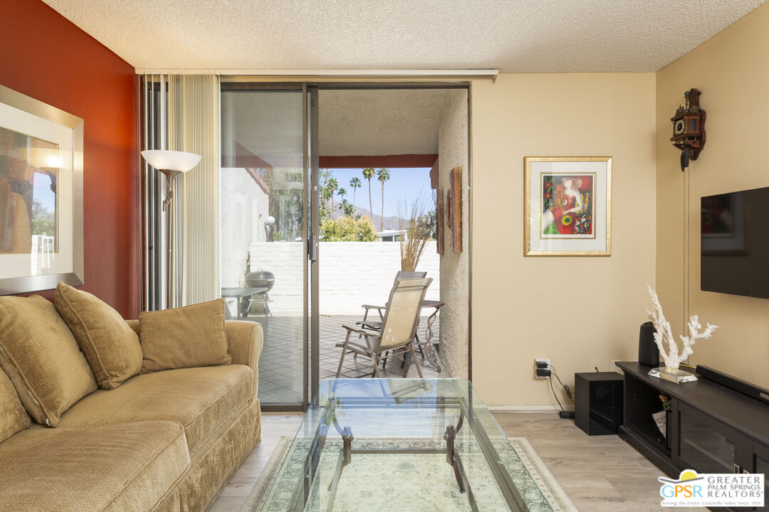 Image 14 for 1267 S La Verne Way