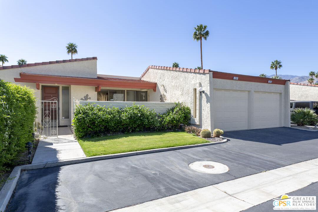 Image 30 for 1267 S La Verne Way