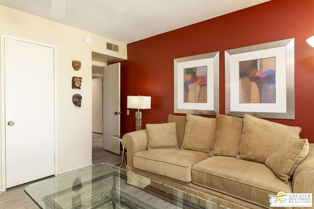 Image 15 for 1267 S La Verne Way