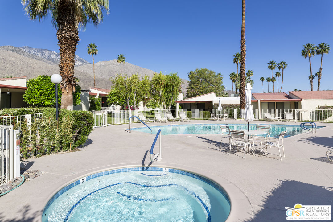 Image 34 for 1267 S La Verne Way