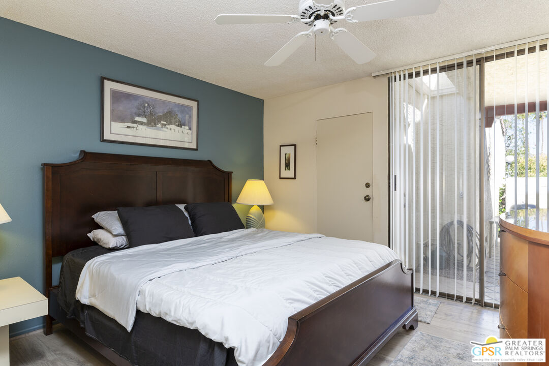 Image 24 for 1267 S La Verne Way