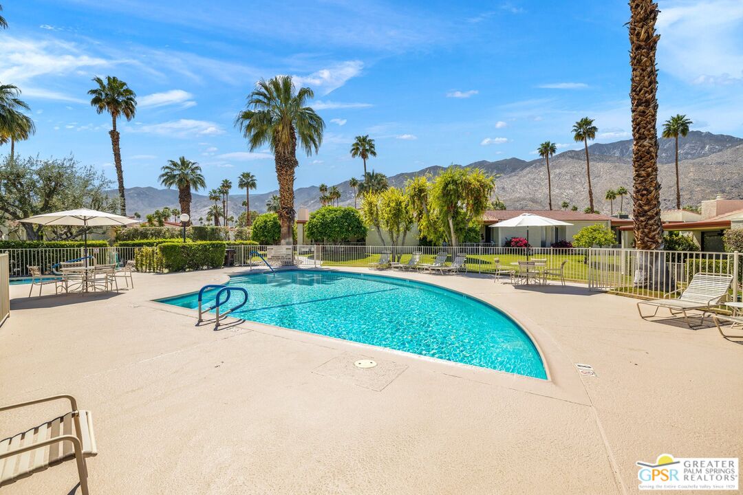 Image 16 for 1215 S La Verne Way