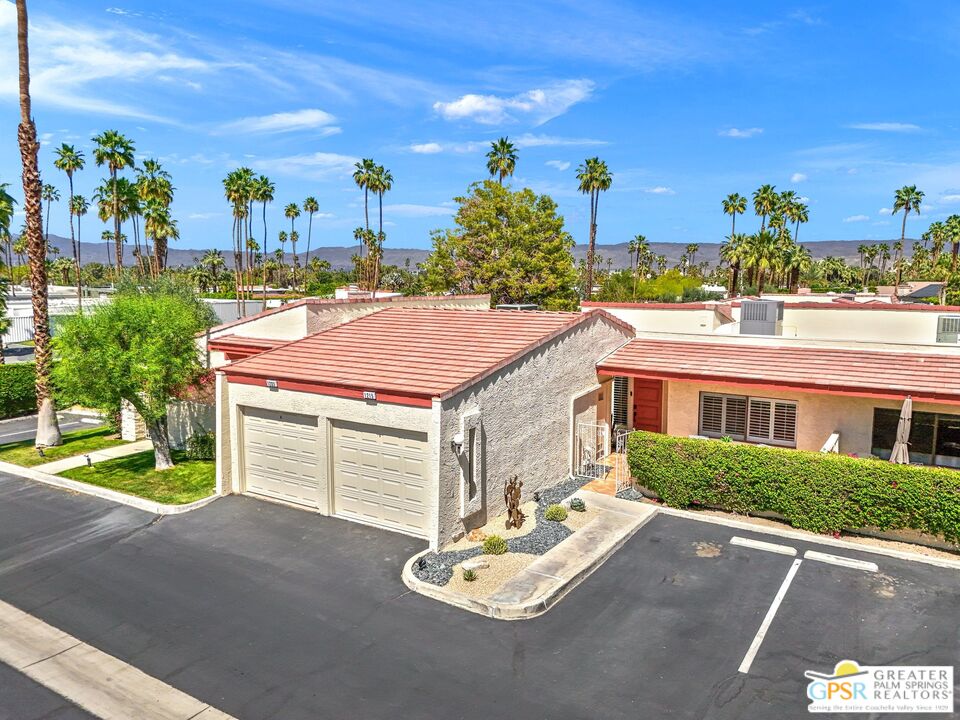 Image 3 for 1215 S La Verne Way