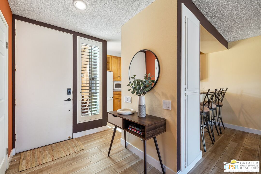 Image 9 for 1215 S La Verne Way