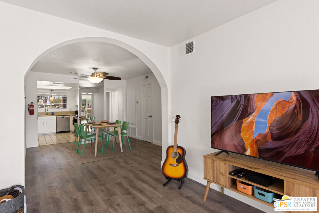 Image 12 for 505 Farrell Dr #O89