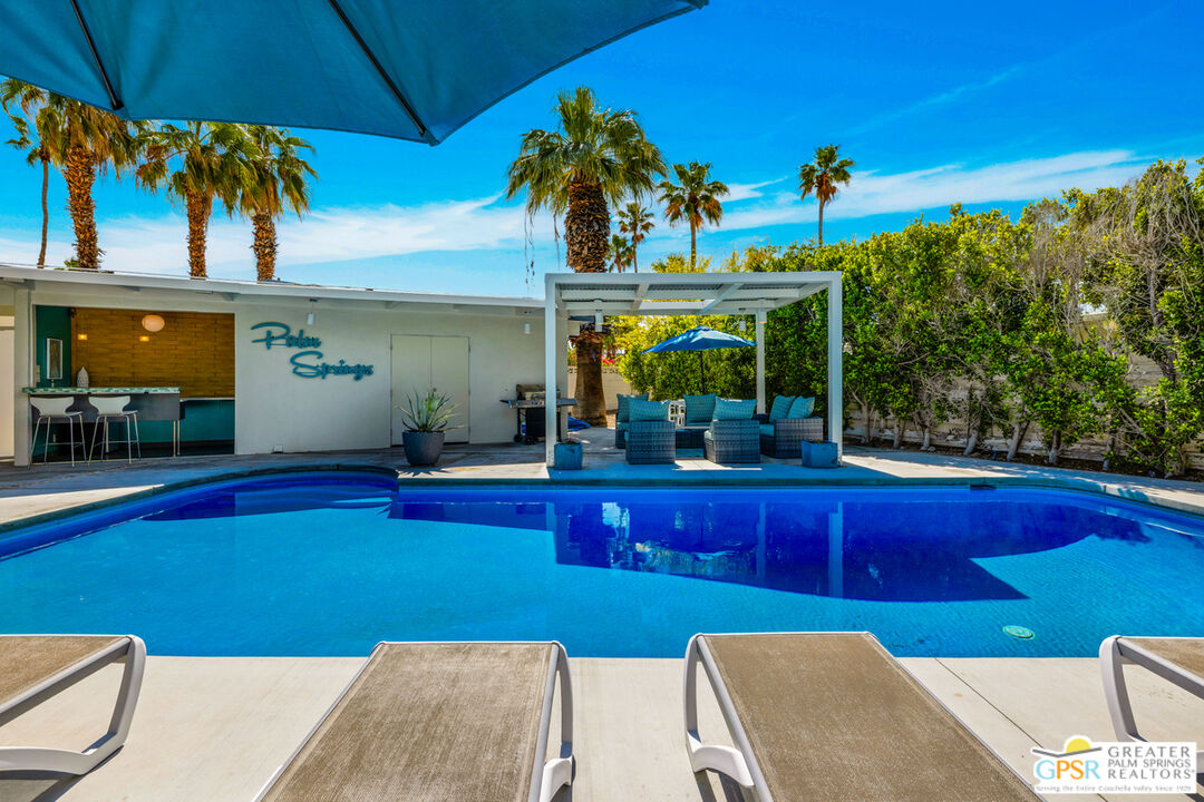 Image Number 1 for 1841  N Berne Dr in Palm Springs