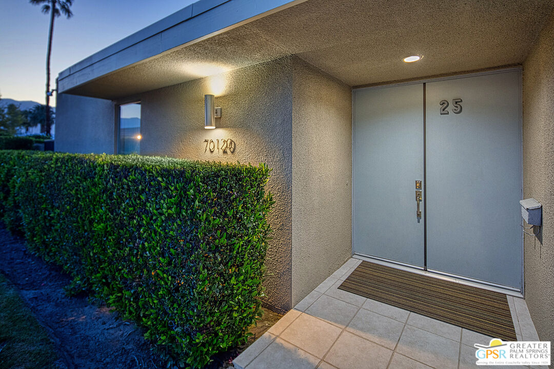 Image 7 for 70120 Frank Sinatra Dr