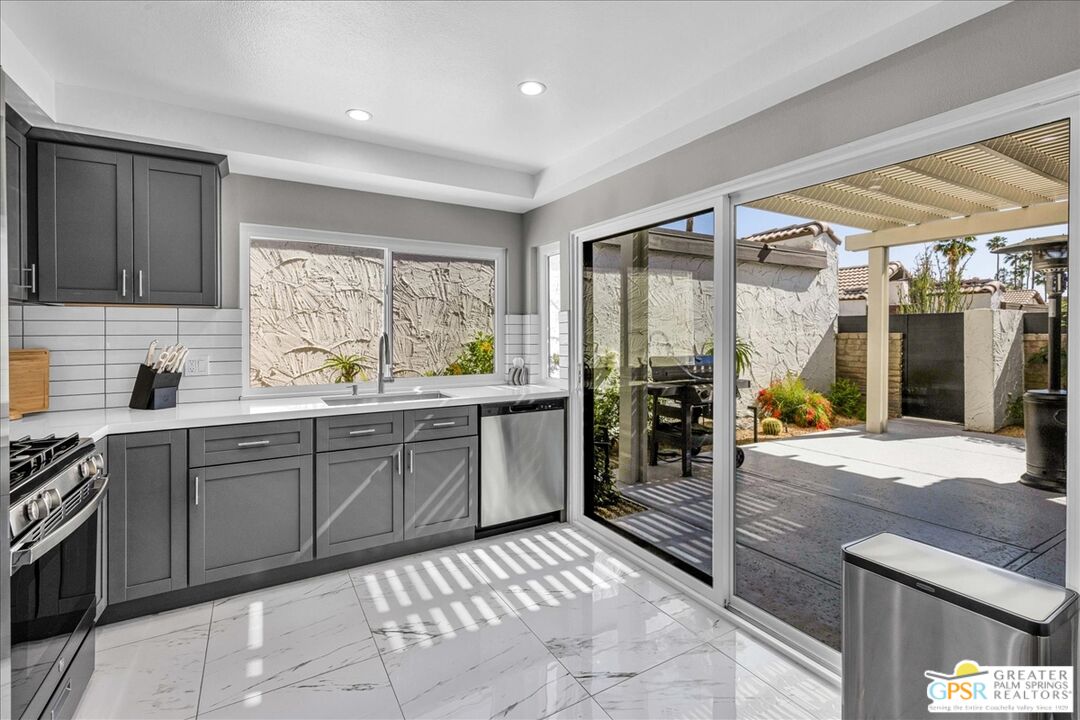 Image 12 for 2480 Linden Way #A