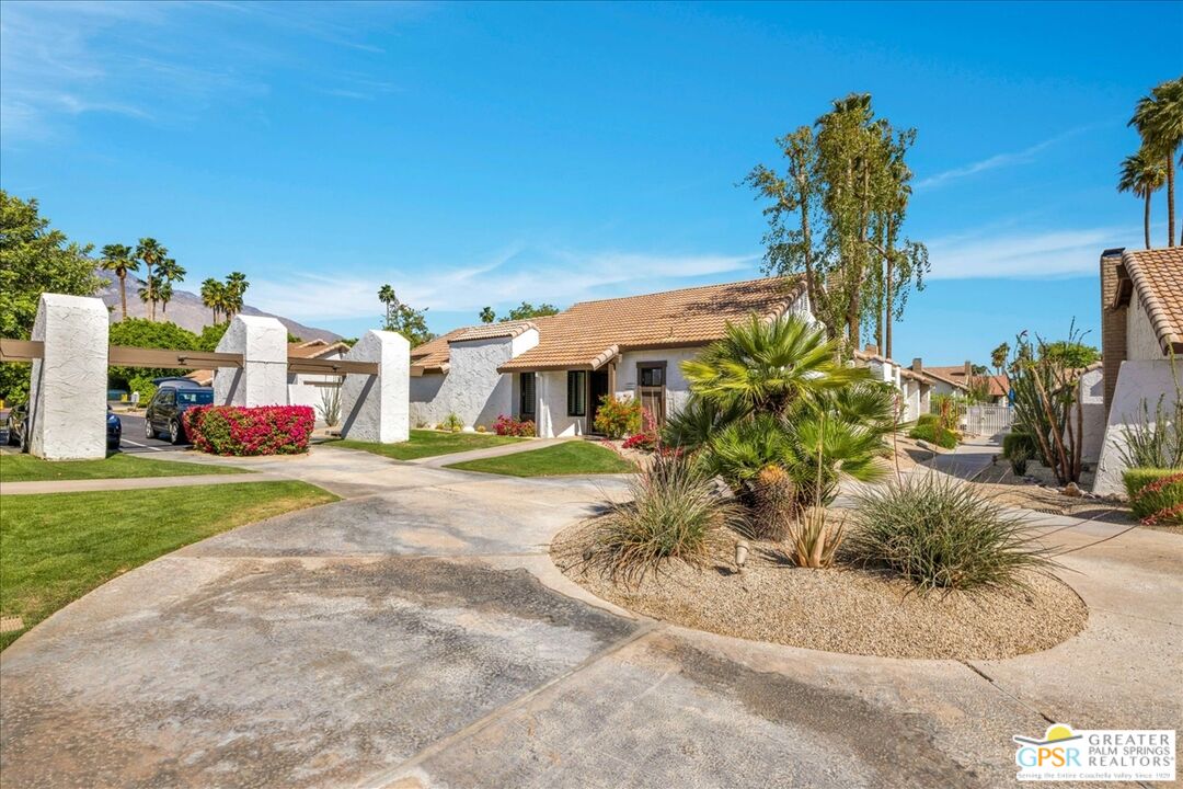 Image 1 for 2480 Linden Way #A