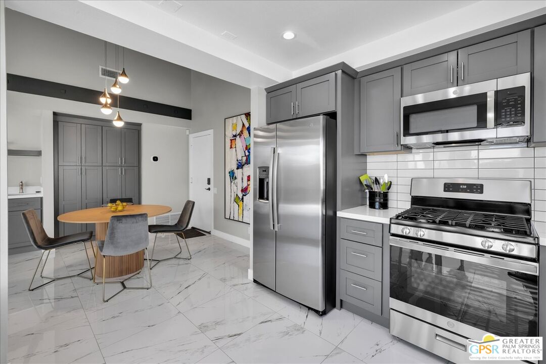Image 15 for 2480 Linden Way #A