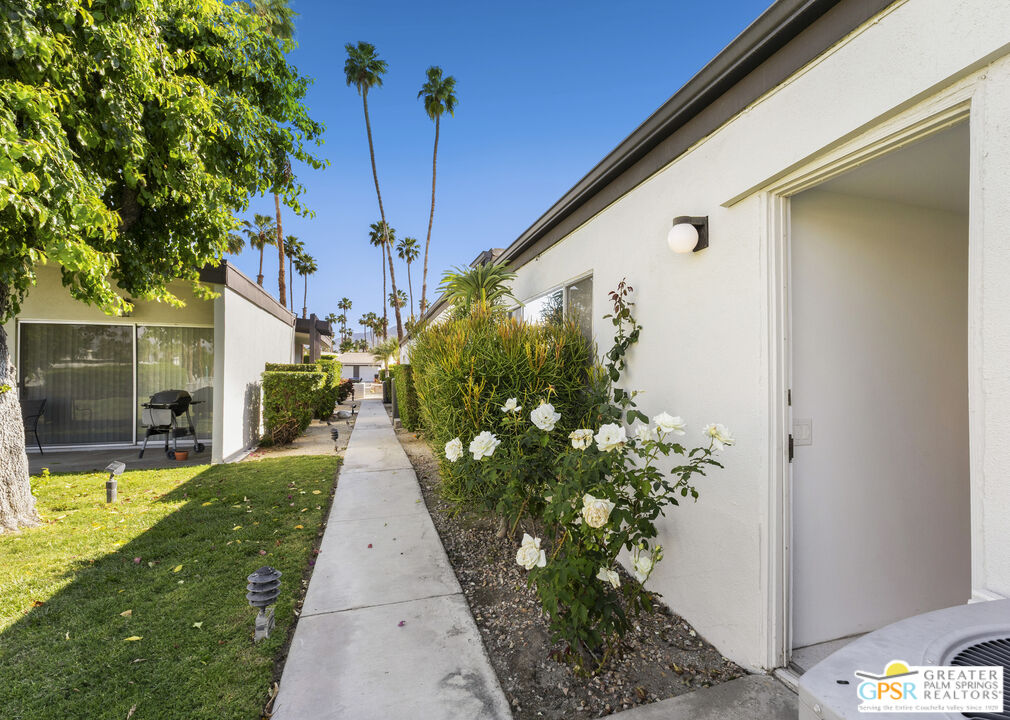 Image 32 for 2084 S Lagarto Way