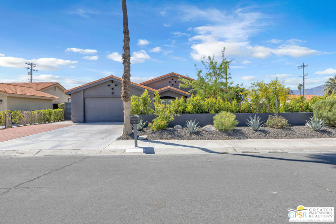 Image Number 1 for 67795 Medano Rd in Cathedral City