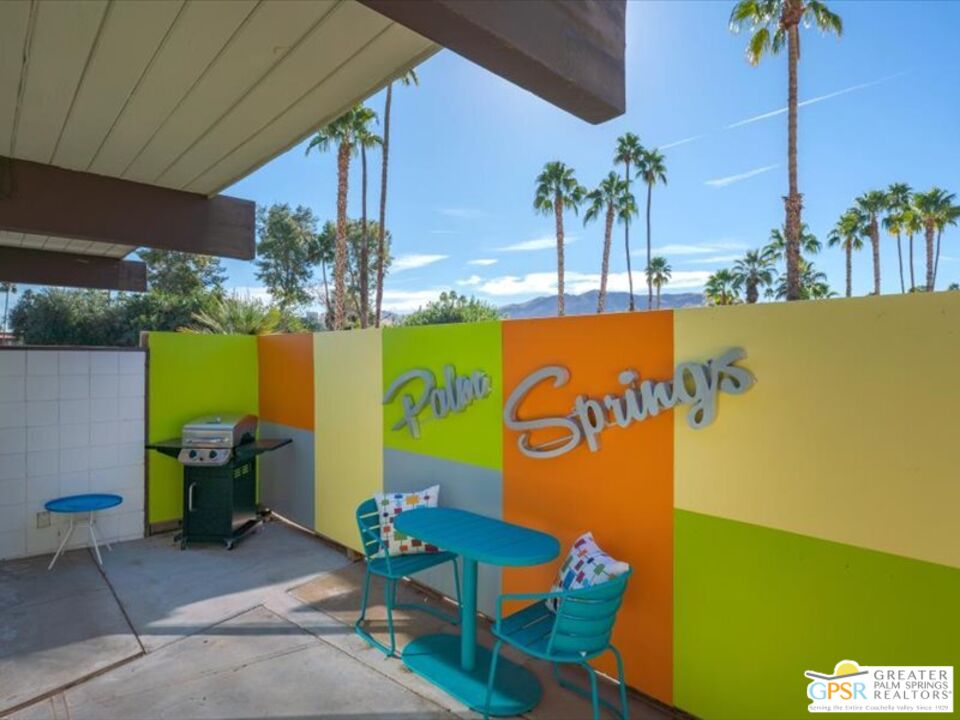 Image 6 for 1111 Palm Canyon Dr #326