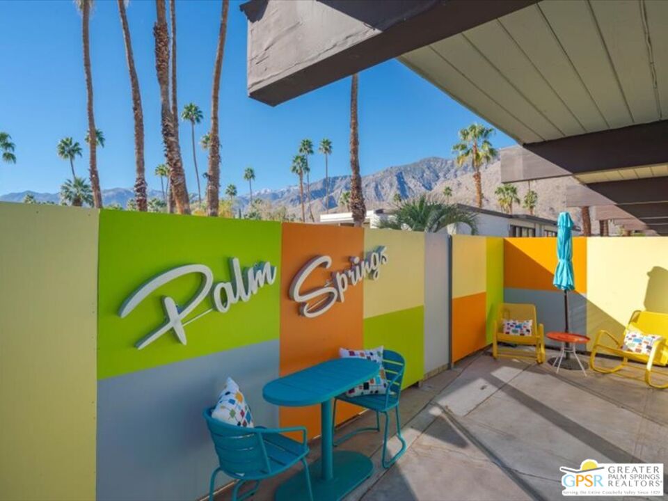 Image 5 for 1111 Palm Canyon Dr #326