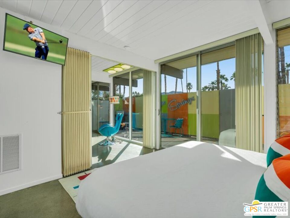 Image 13 for 1111 Palm Canyon Dr #326