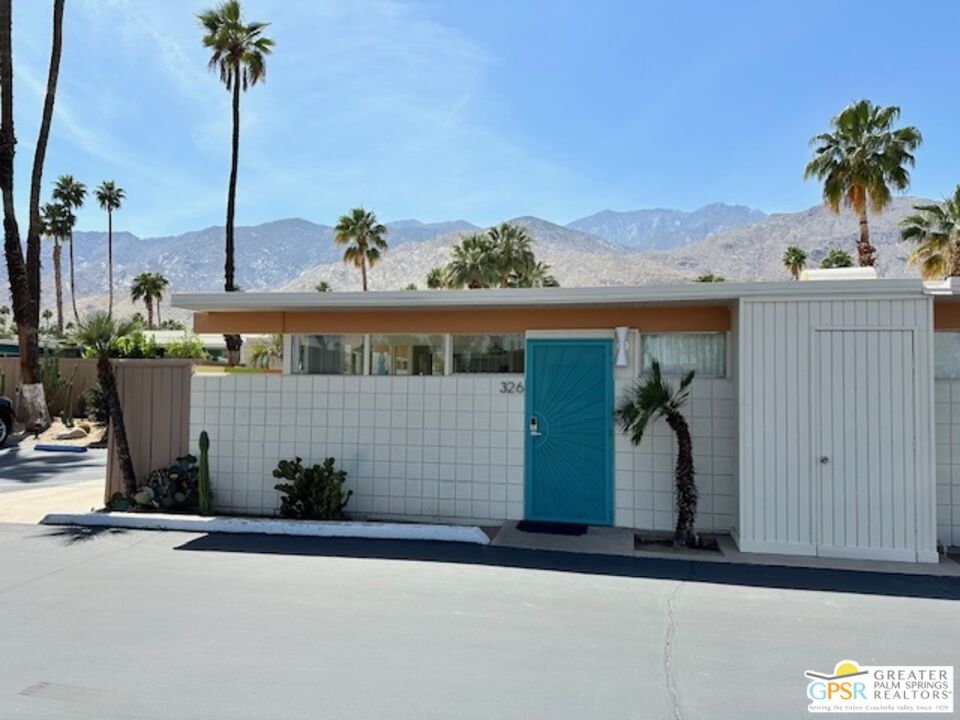 Image 17 for 1111 Palm Canyon Dr #326