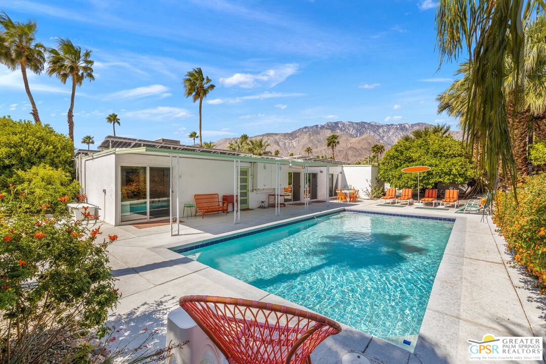Image Number 1 for 724 E Spencer Dr in Palm Springs