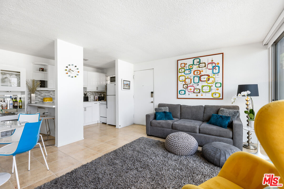 Image 5 for 1111 Palm Canyon Dr #107