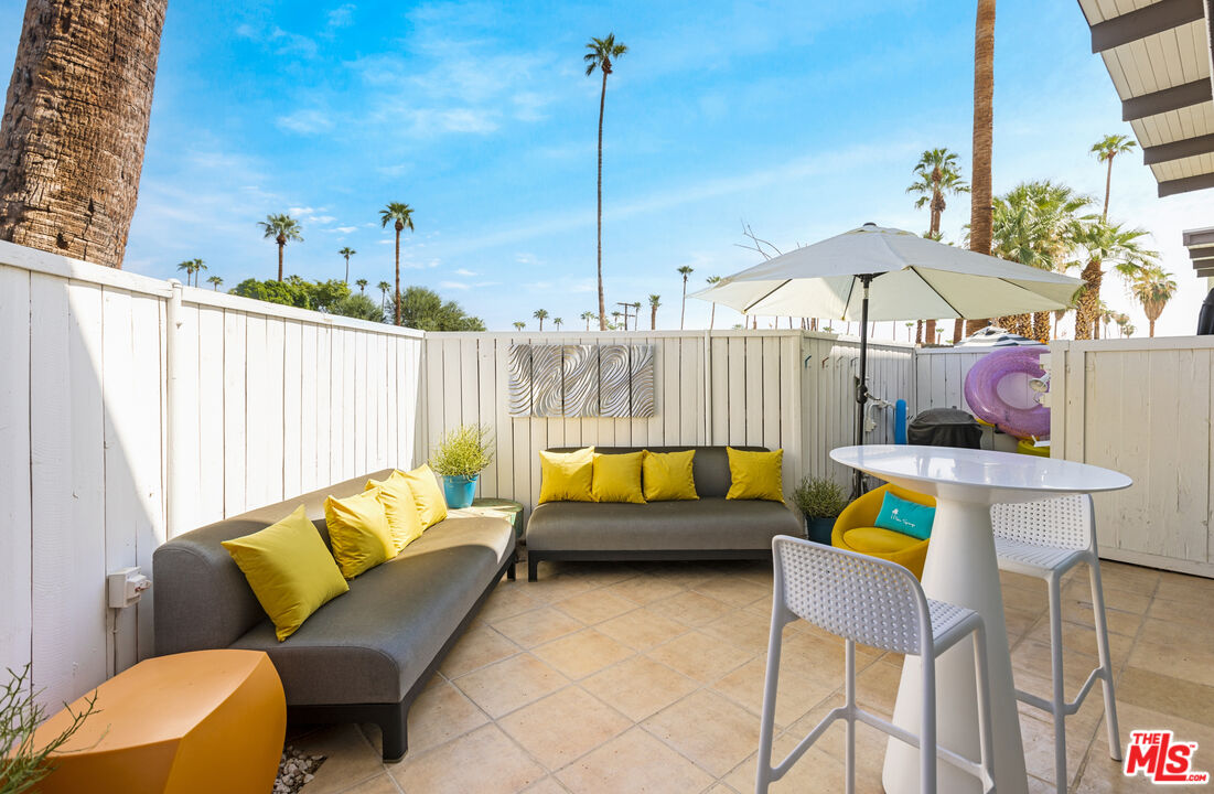 Image 16 for 1111 Palm Canyon Dr #107