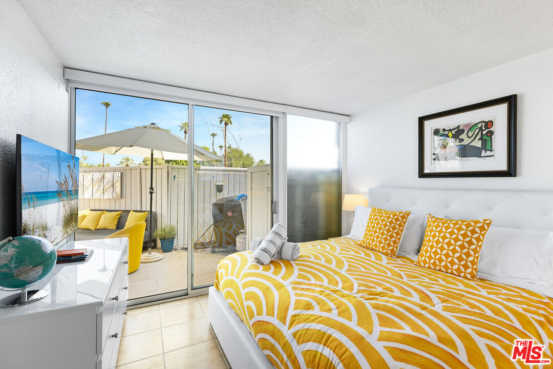 Image 13 for 1111 Palm Canyon Dr #107