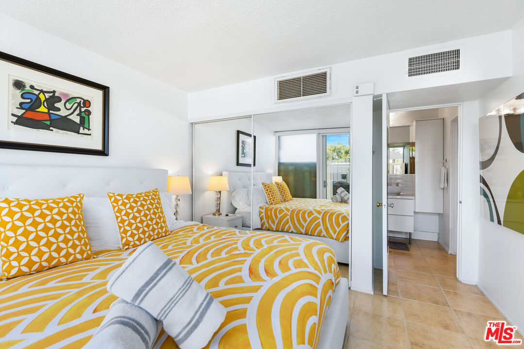 Image 14 for 1111 Palm Canyon Dr #107