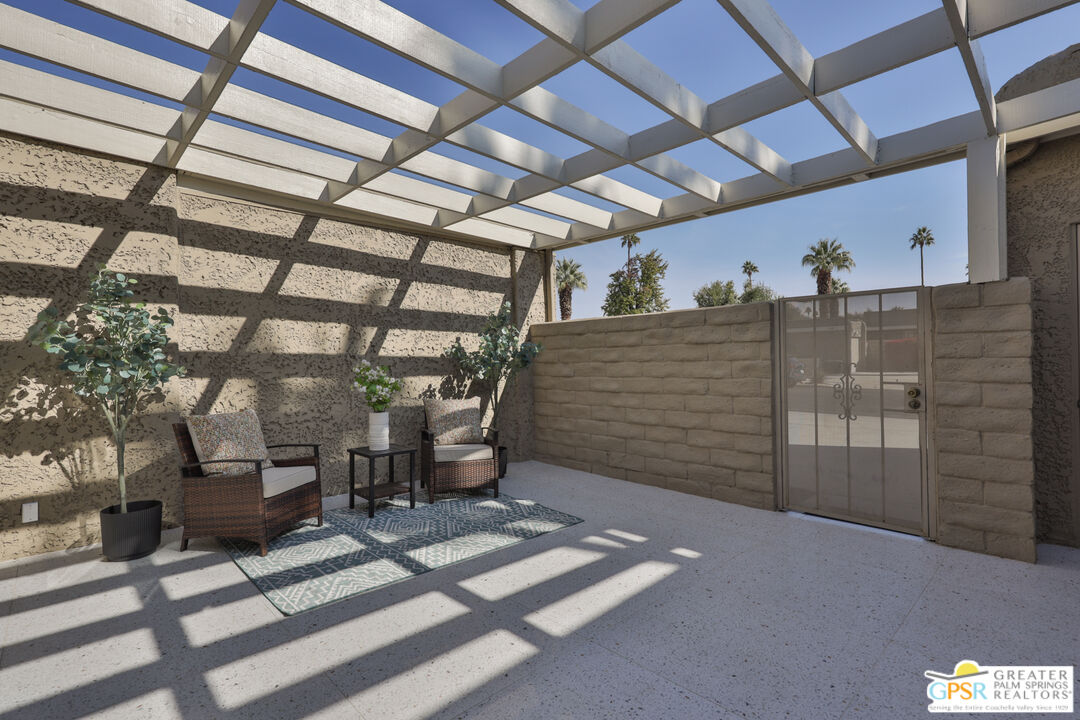 Image 6 for 833  N Calle De Flora Vis