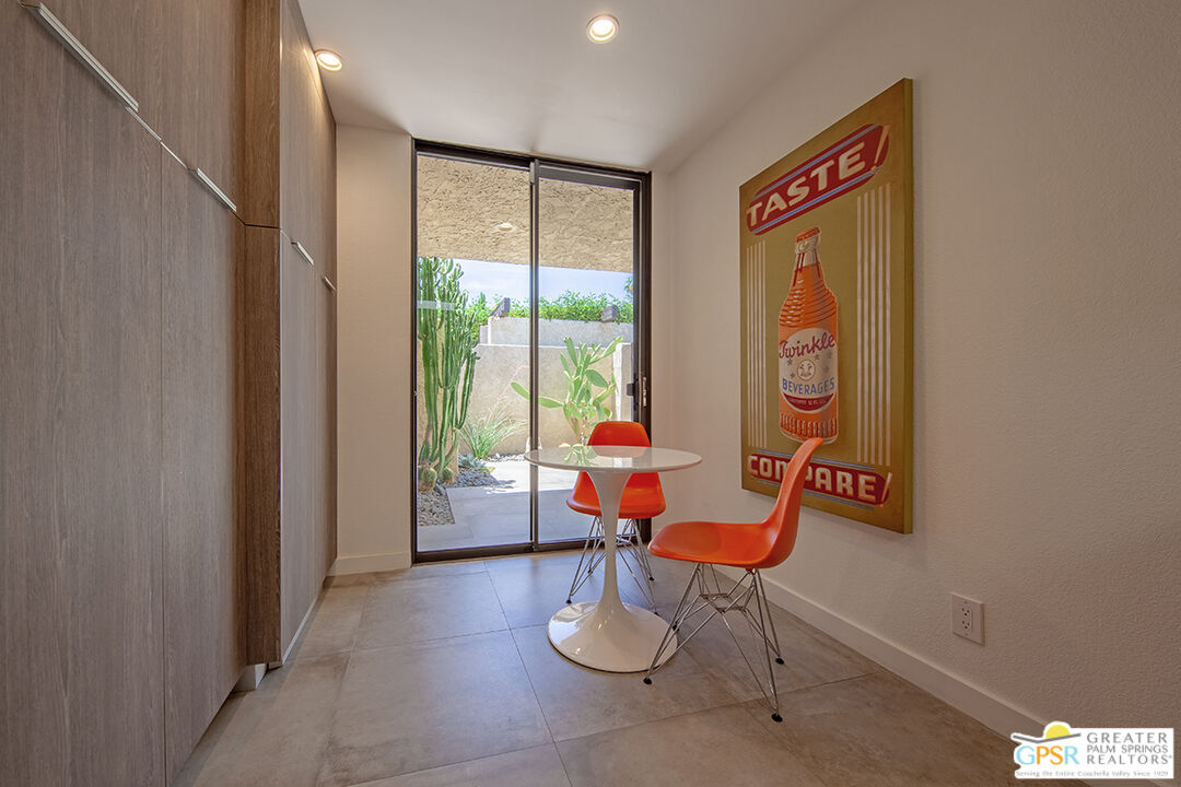 Image 4 for 431  N Calle Rolph