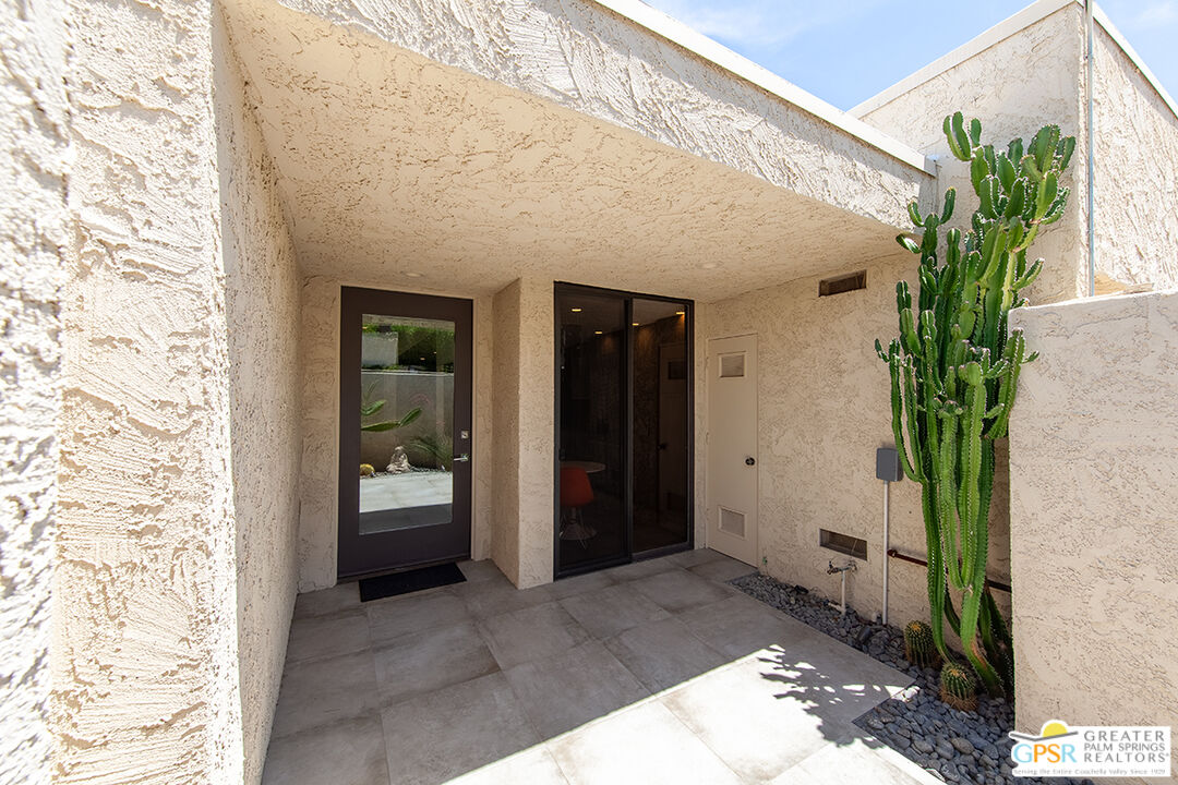 Image 20 for 431  N Calle Rolph
