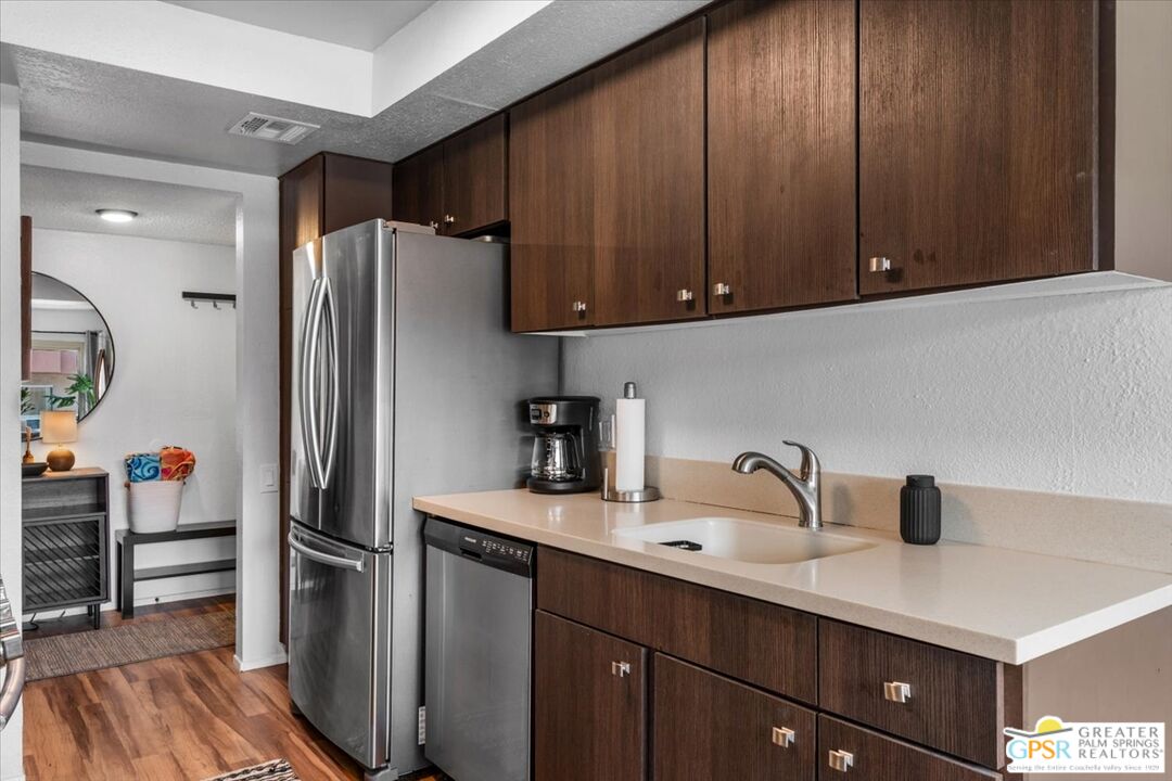 Image Number 7 for 400 Sunrise Way #203 in Palm Springs