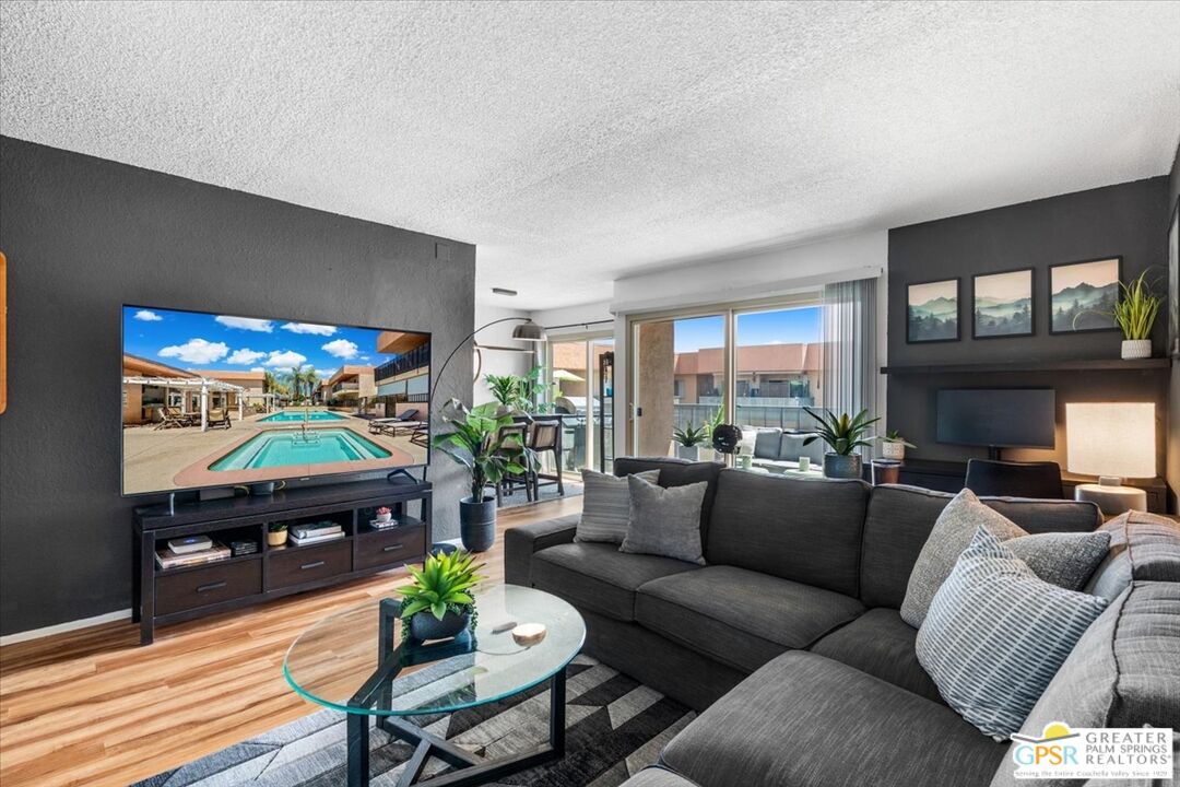 Image Number 4 for 400 Sunrise Way #203 in Palm Springs